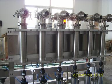 全自動(dòng)液體灌裝機(jī)的不銹鋼材料