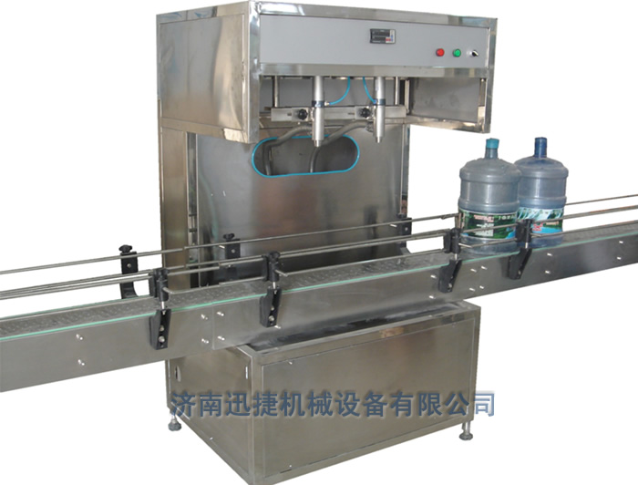 大桶裝半自動(dòng)液體灌裝機(jī)